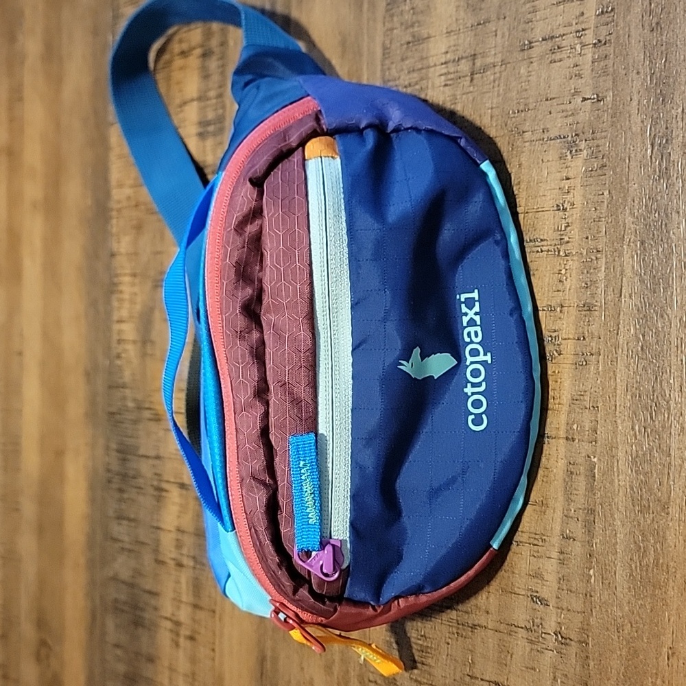 Cotopaxi fanny pack